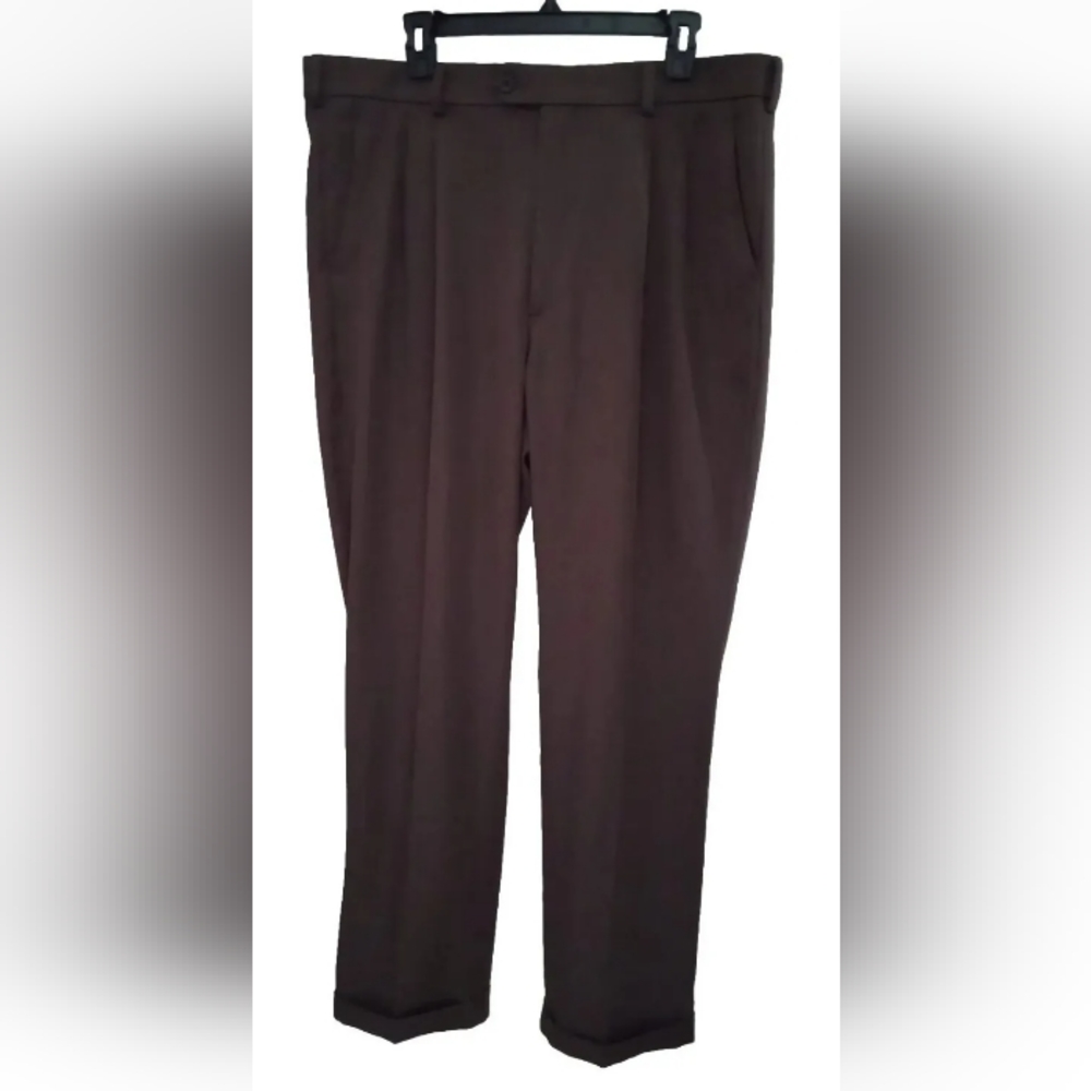 Geoffrey Beene Mens Performance Dress Pants Pleated Cuffed Size 38x32 Brown New